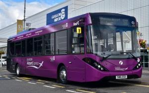 Alexander Dennis Enviro200 2015 года